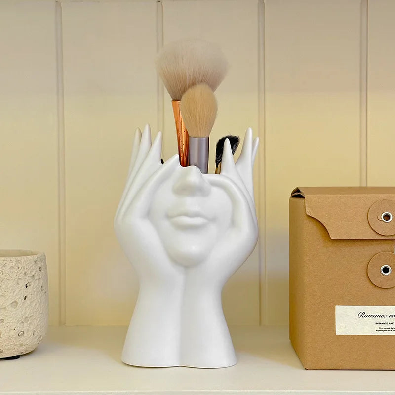 1PC Vinyl Figure Storage Holders Creative Human Body Art Styling Office Organizers Multifunctional Makeup Brush Holder